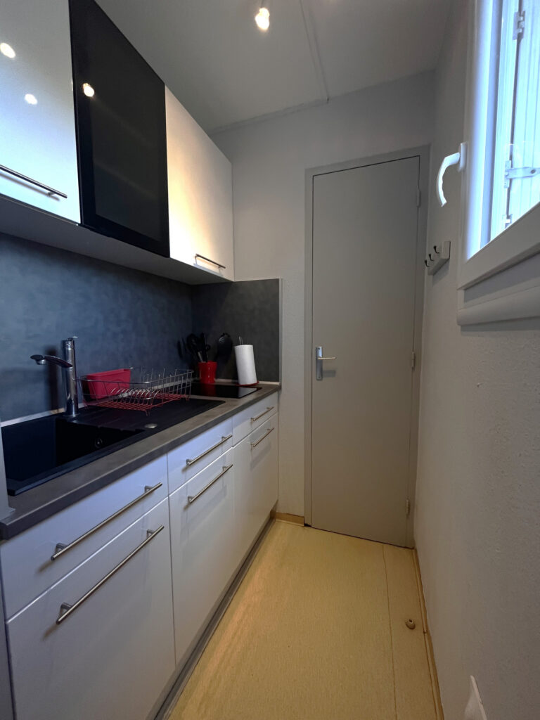 AMELIE LES BAINS – 1 pièce – NR chambres – 24.22 m²