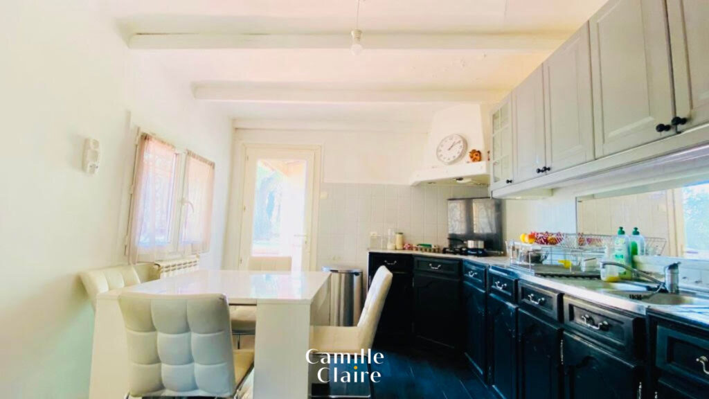 Maison sur Fuveau  avec dépendance + garage au calme absolu  – 4 pièces – 3 chambres – 128 m²