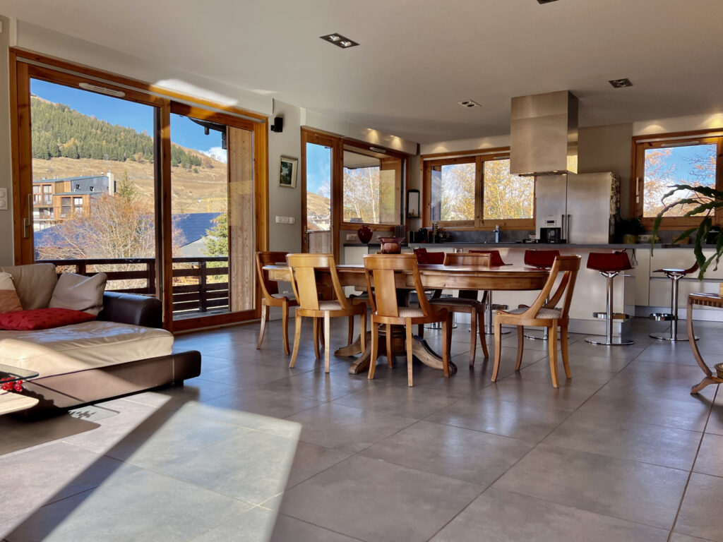 BIEN D’EXCEPTION ! – 6 pièces – 4 chambres – 150.8 m²