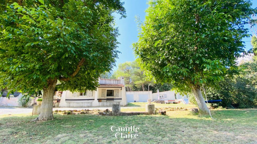 Maison sur Fuveau  avec dépendance + garage au calme absolu  – 4 pièces – 3 chambres – 128 m²