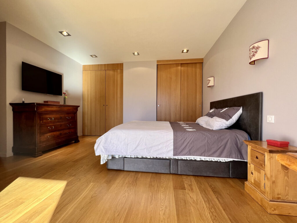 BIEN D’EXCEPTION ! – 6 pièces – 4 chambres – 150.8 m²