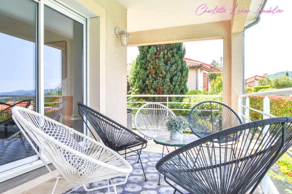 Maison 5 chambres – piscine – double garage  – 7 pièces – 5 chambres – 159 m²