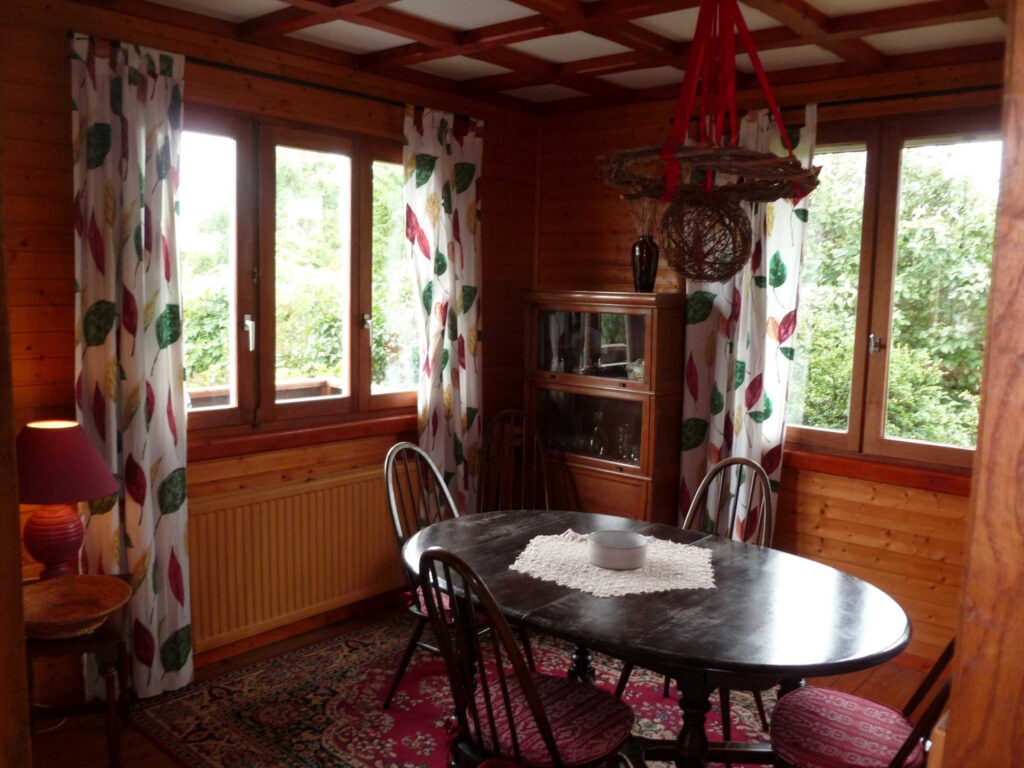 CHALET  – 10 pièces – 6 chambres – 156 m²