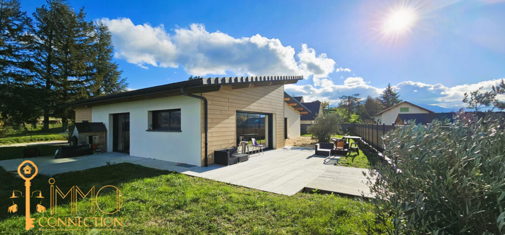 Villa d’architecte 4 pièces de 160 m2  – 4 pièces – 3 chambres – 160 m²