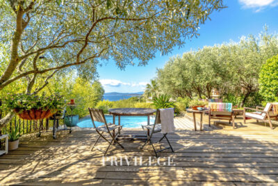 Villa provencale, avec des pierres apparentes, vue mer, quar – 9 pièces – 6 chambres – 300 m²