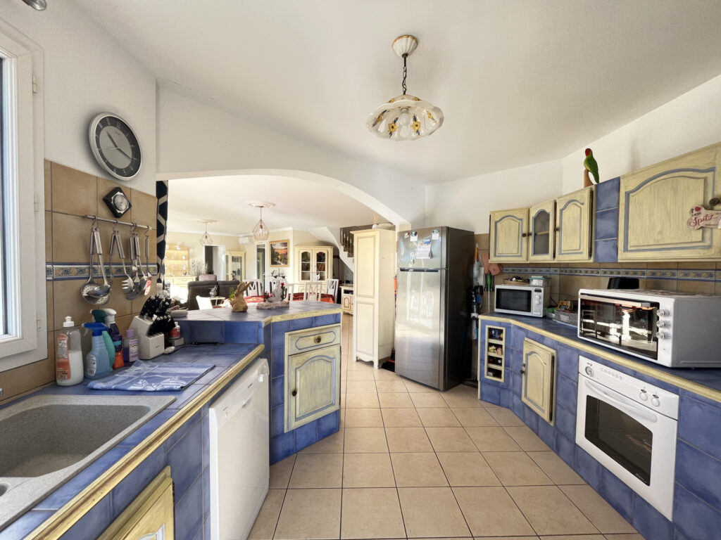 Villa F4 vue mer et collines – 4 pièces – 3 chambres – 145 m²