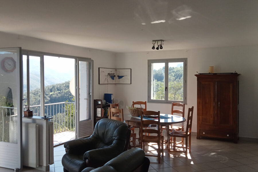 Maison à vendre à Montferrer