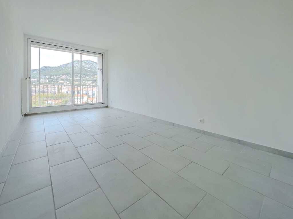 Appartement 4 pièces de 79,69m2 + parking + cave – 4 pièces – 3 chambres – 79 m²