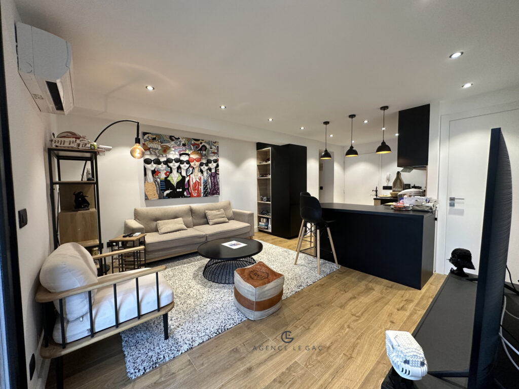 EXCLU CENTRE-VILLE T2 ETAT NEUF – 2 pièces – 1 chambre – 38 m²