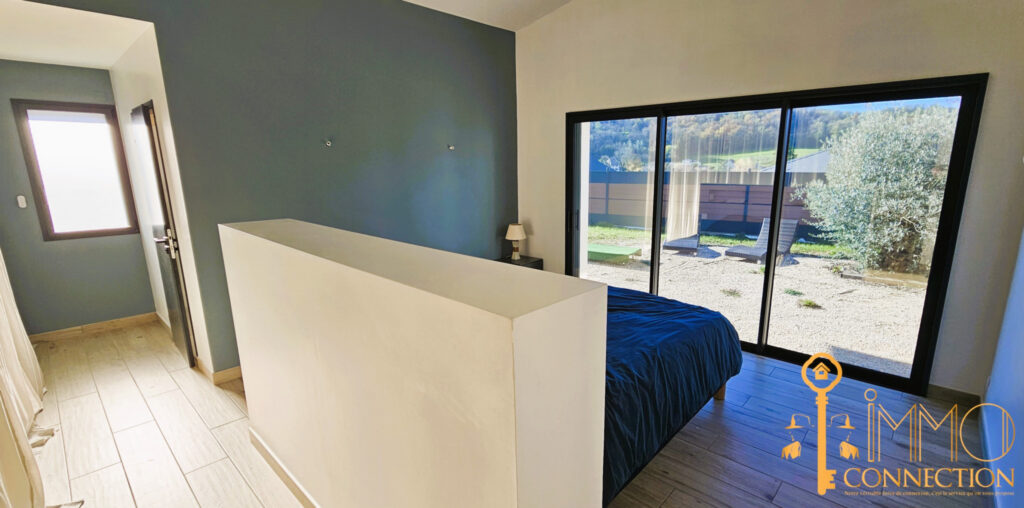 Villa d’architecte 4 pièces de 160 m2  – 4 pièces – 3 chambres – 160 m²