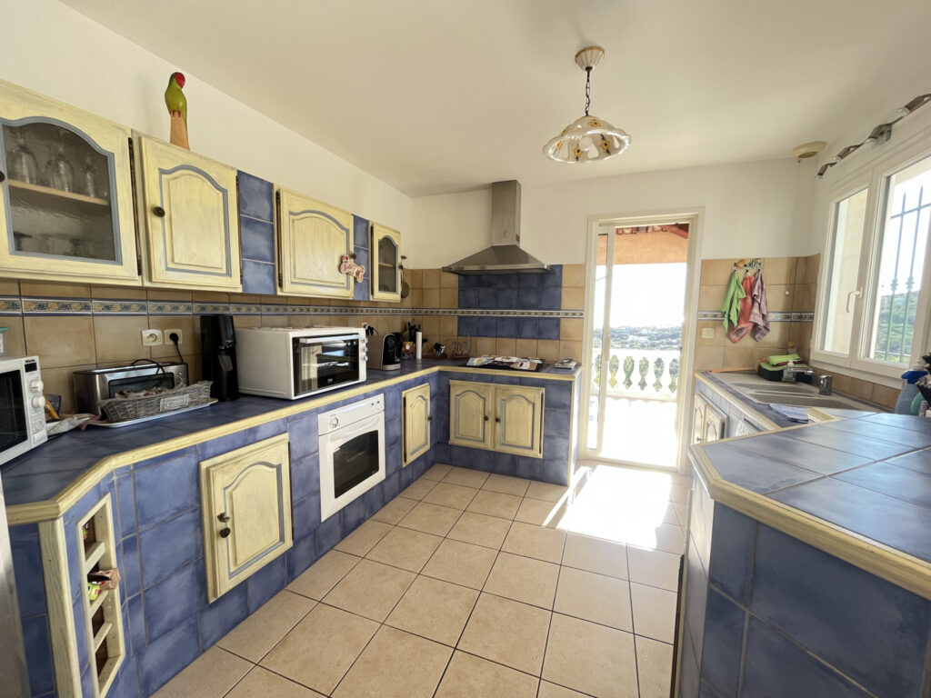 Villa F4 vue mer et collines – 4 pièces – 3 chambres – 145 m²