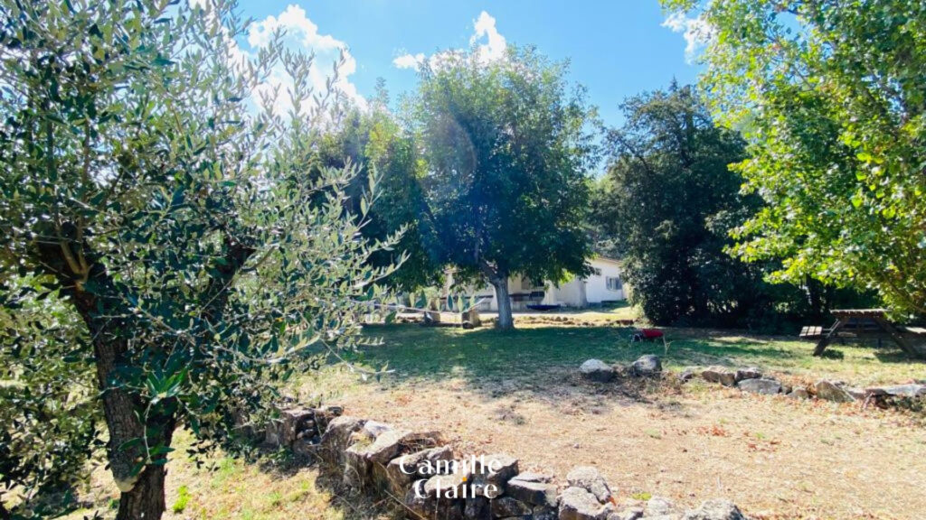 Maison sur Fuveau  avec dépendance + garage au calme absolu  – 4 pièces – 3 chambres – 128 m²