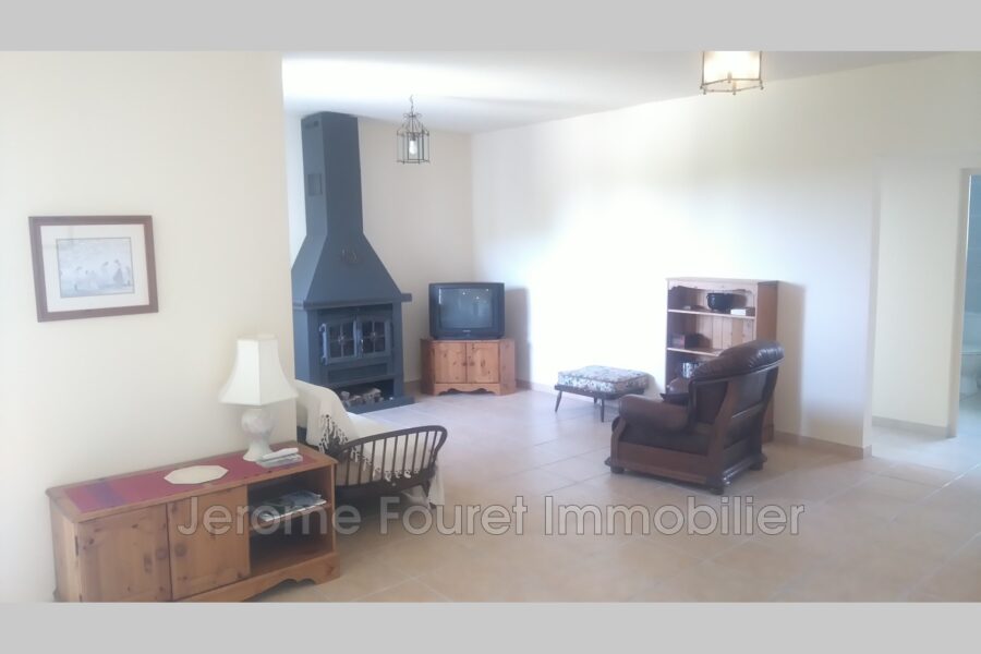 Maison à vendre à Saint-merd-de-lapleau