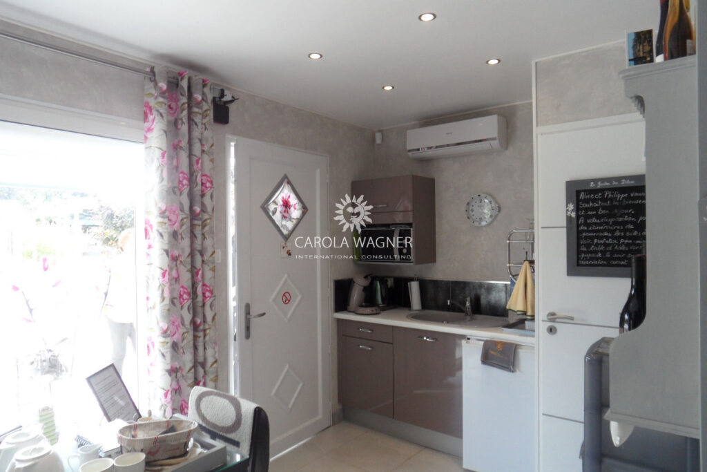 vente villa 8 Pièce(s) – 8 pièces – 4 chambres – 246.00 m²