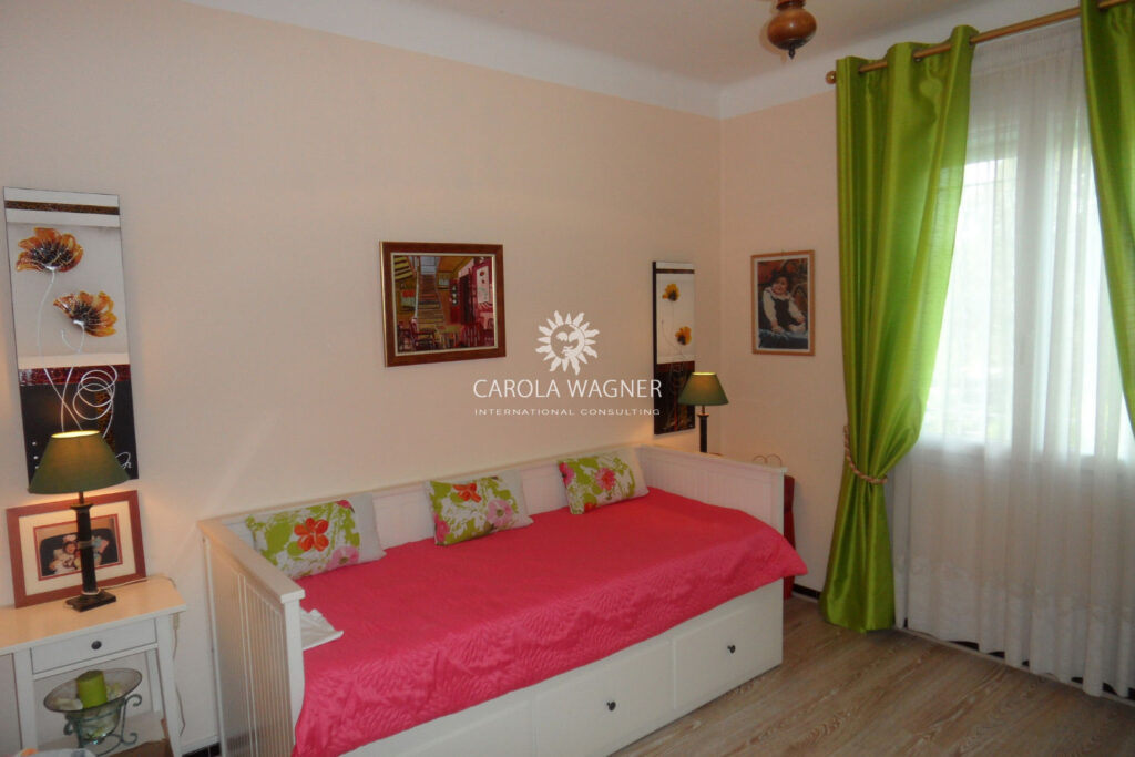 vente villa 8 Pièce(s) – 8 pièces – 4 chambres – 246.00 m²