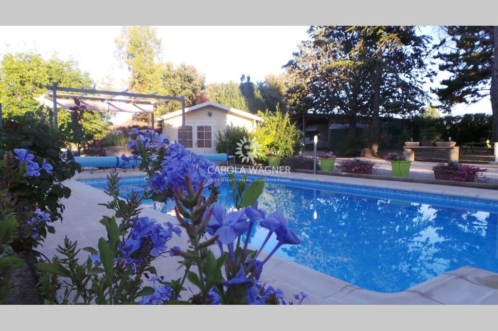 vente villa 8 Pièce(s) – 8 pièces – 4 chambres – 246.00 m²