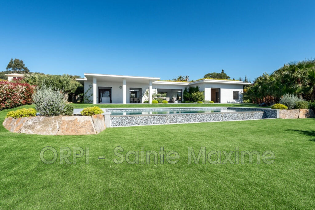 location villa 6 Pièce(s) – 6 pièces – 4 chambres – 150.00 m²