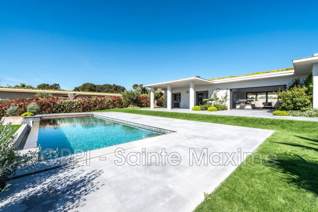 location villa 6 Pièce(s) – 6 pièces – 4 chambres – 150.00 m²