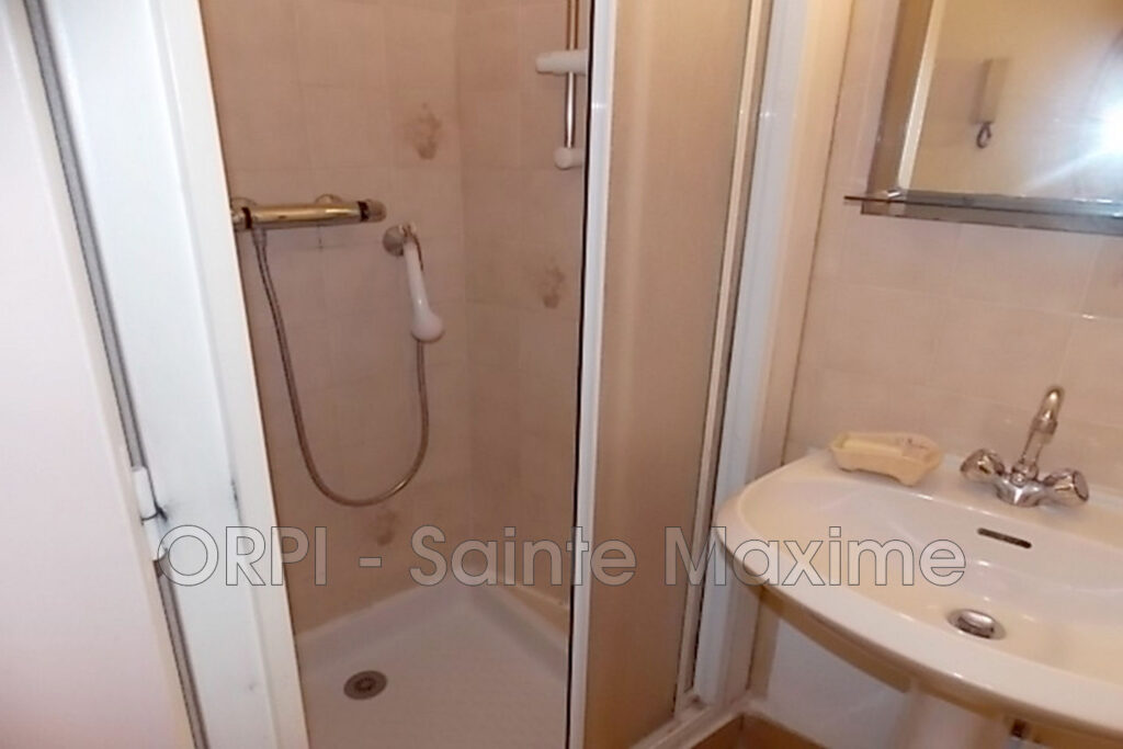 location appartement 1 Pièce(s) – 1 pièce – NR chambres – 28.00 m²