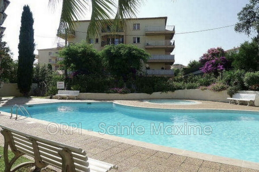 Appartement à louer à Sainte-Maxime