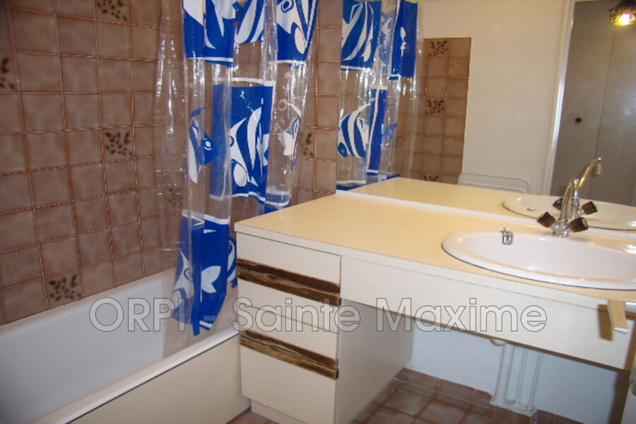 Appartement à louer à Sainte-Maxime