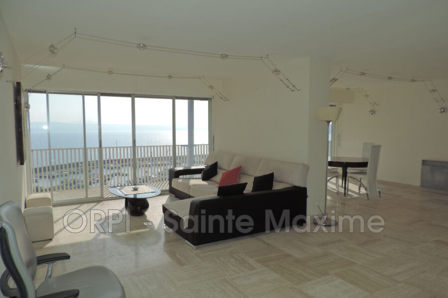 Appartement à louer à Sainte-maxime