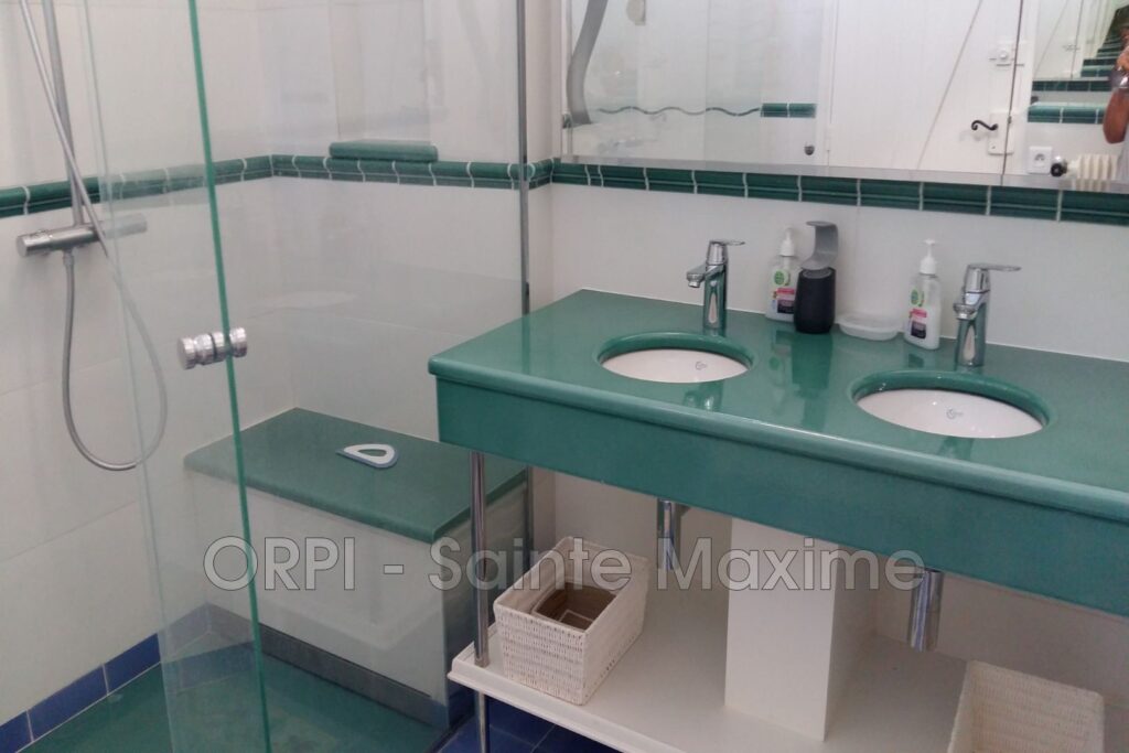 location mas 4 Pièce(s) – 4 pièces – 3 chambres – 83.00 m²