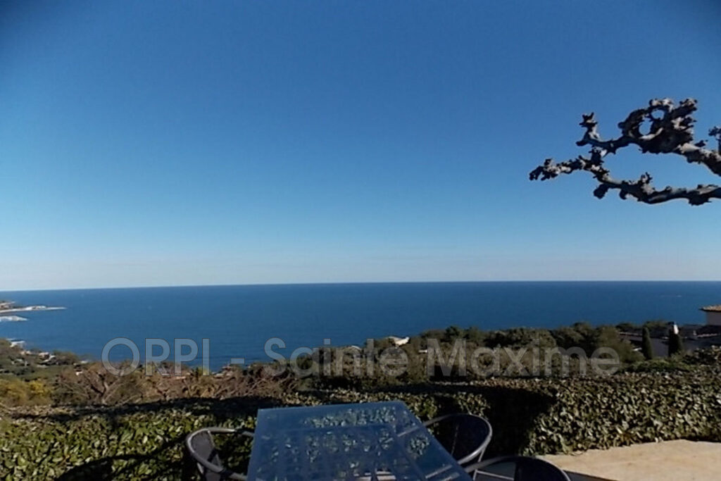 location villa 6 Pièce(s) – 6 pièces – 4 chambres – 150.00 m²