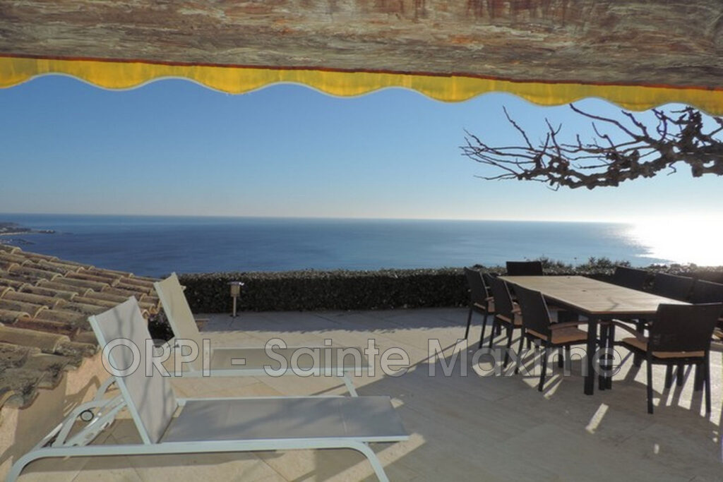 location villa 6 Pièce(s) – 6 pièces – 4 chambres – 150.00 m²