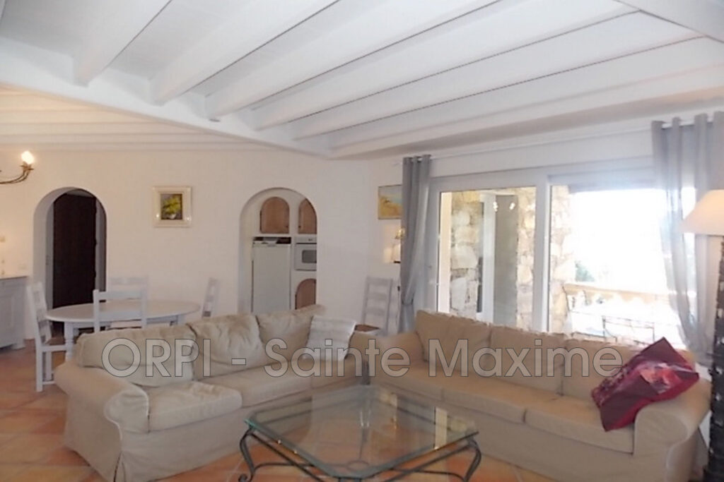 location villa 5 Pièce(s) – 5 pièces – 4 chambres – 180.00 m²