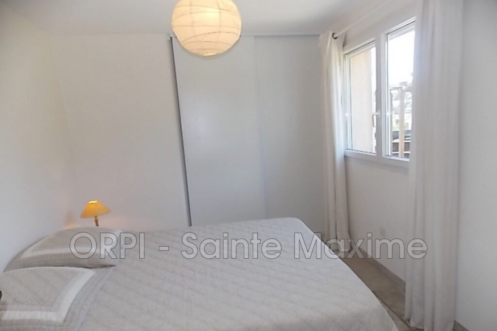 location villa 5 Pièce(s) – 5 pièces – 4 chambres – 180.00 m²