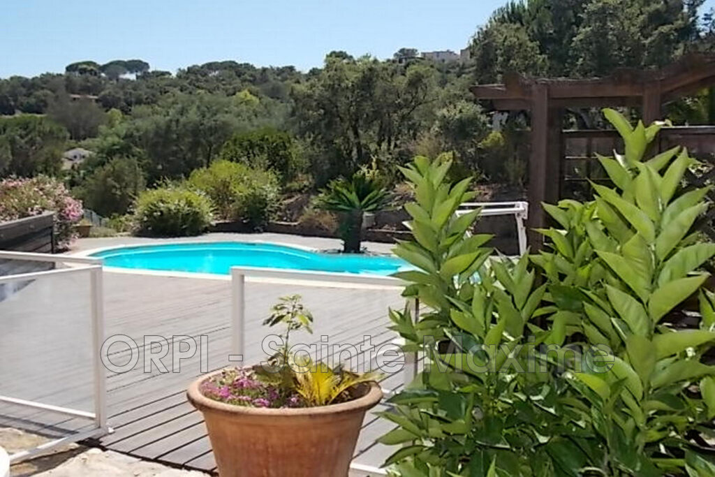 location villa 5 Pièce(s) – 5 pièces – 4 chambres – 180.00 m²