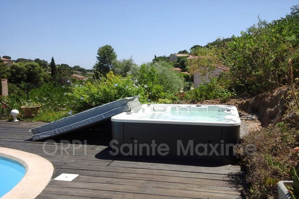 location villa 5 Pièce(s) – 5 pièces – 4 chambres – 180.00 m²