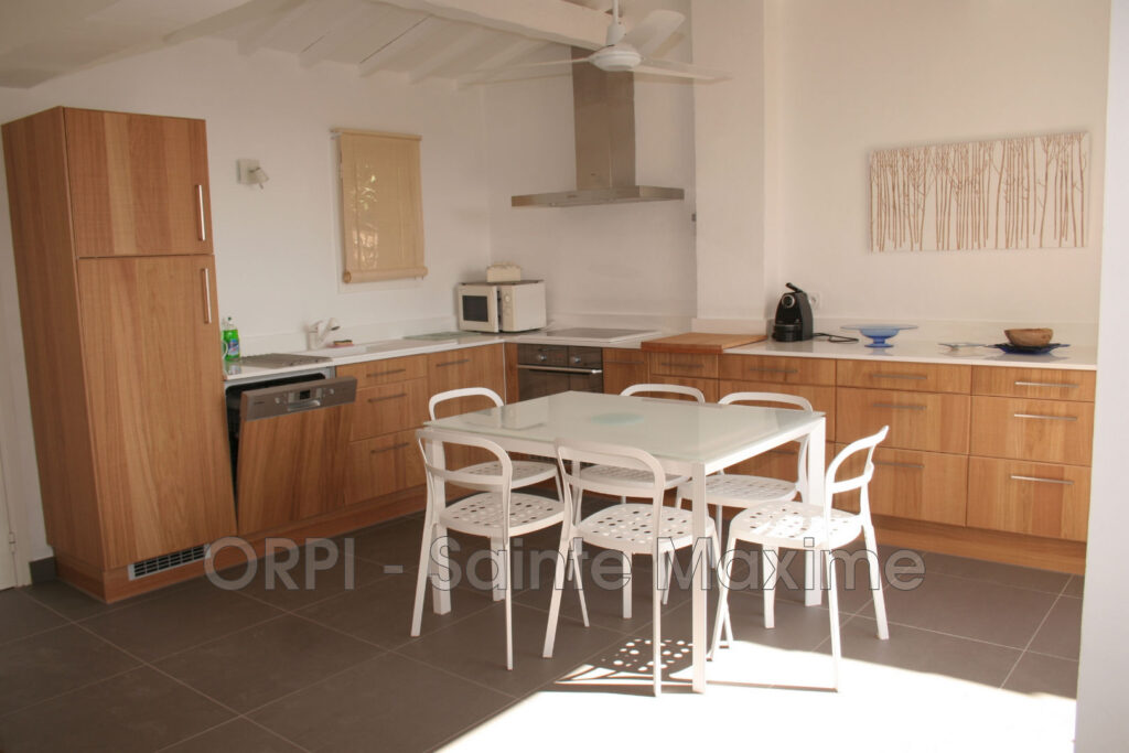 location mas 4 Pièce(s) – 4 pièces – 3 chambres – 73.00 m²