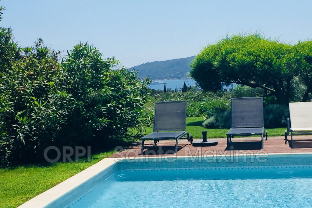 location villa 5 Pièce(s) – 5 pièces – 4 chambres – 220.00 m²