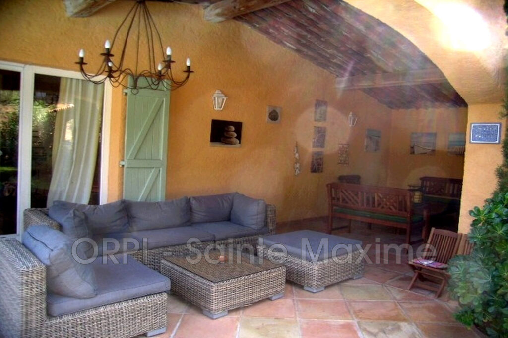 location villa 5 Pièce(s) – 5 pièces – 4 chambres – 130.00 m²