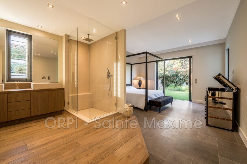 location villa 6 Pièce(s) – 6 pièces – 4 chambres – 150.00 m²