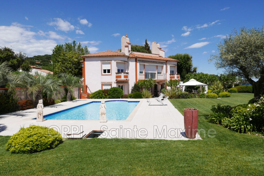 location villa 5 Pièce(s) – 5 pièces – 5 chambres – 296.00 m²