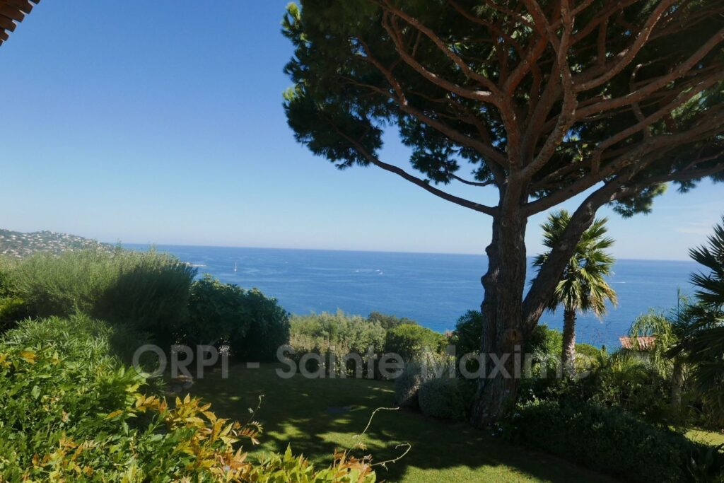 location maison contemporaine 7 Pièce(s) – 7 pièces – 5 chambres – 250.00 m²