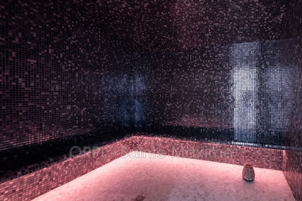 location maison contemporaine 5 Pièce(s) – 5 pièces – 4 chambres – 296.00 m²