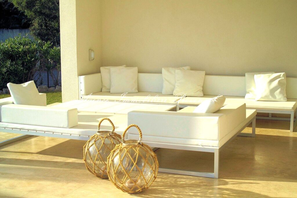 location villa 5 Pièce(s) – 5 pièces – 4 chambres – 200.00 m²