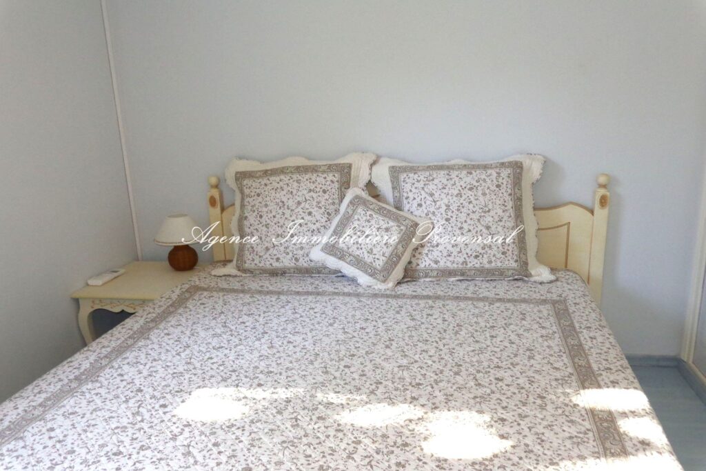 location villa 5 Pièce(s) – 5 pièces – 4 chambres – 180.00 m²