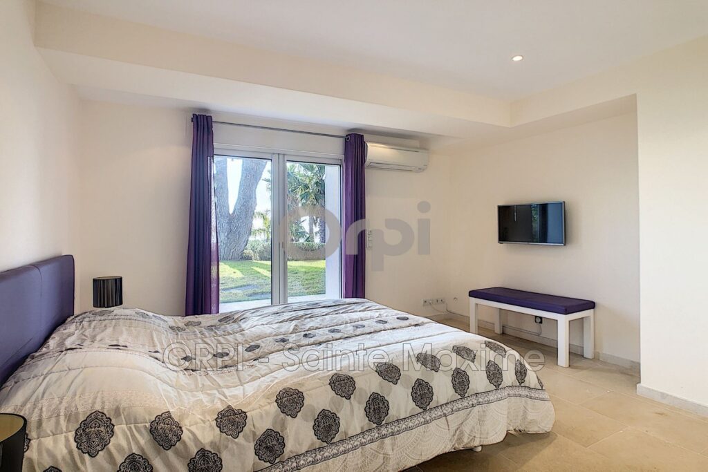 location maison contemporaine 7 Pièce(s) – 7 pièces – 5 chambres – 250.00 m²