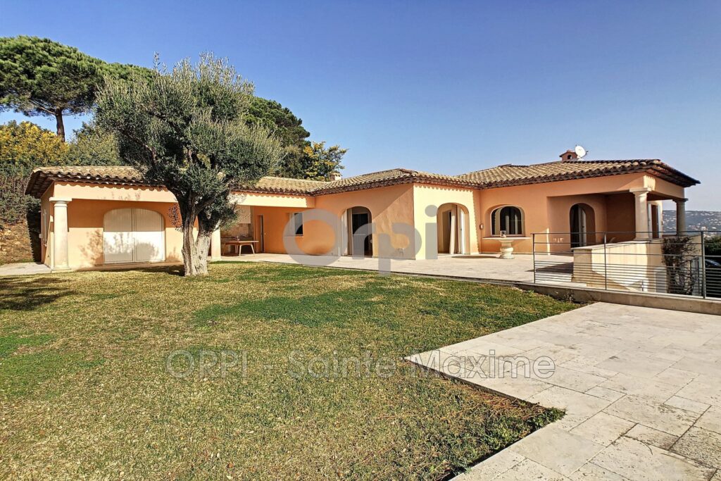 location maison contemporaine 7 Pièce(s) – 7 pièces – 5 chambres – 250.00 m²