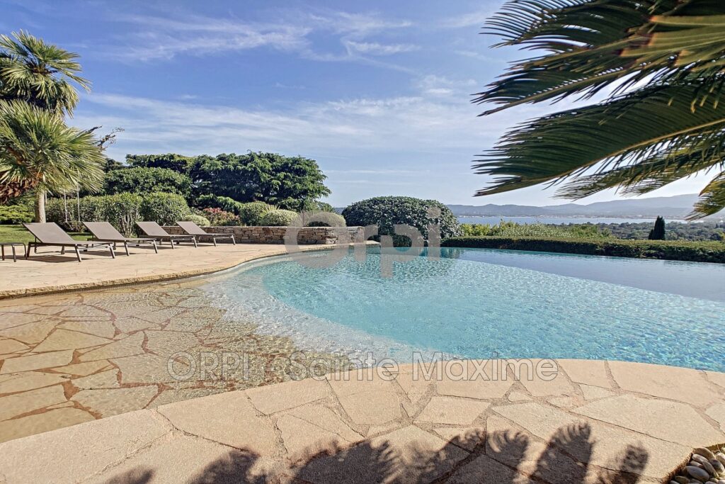 location villa 6 Pièce(s) – 6 pièces – 6 chambres – 260.00 m²