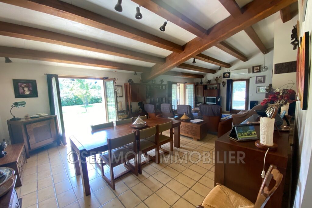 vente maison de campagne 5 Pièce(s) – 5 pièces – 4 chambres – 148.00 m²