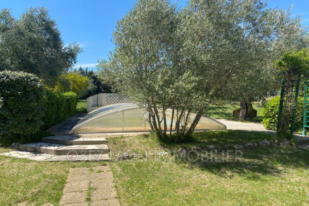 vente maison de campagne 5 Pièce(s) – 5 pièces – 4 chambres – 148.00 m²