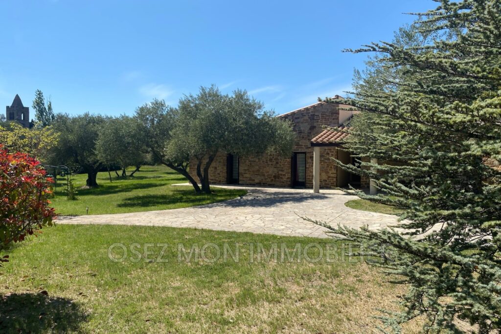 vente maison de campagne 5 Pièce(s) – 5 pièces – 4 chambres – 148.00 m²