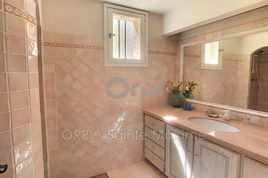 location mas 3 Pièce(s) – 3 pièces – 2 chambres – 75.00 m²