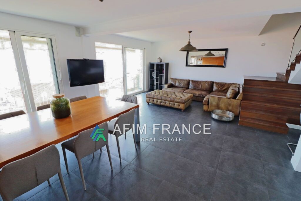 vente appartement 5 Pièce(s) – 5 pièces – 4 chambres – 150.00 m²